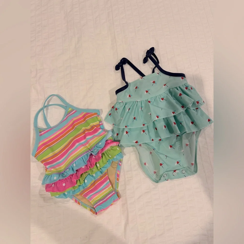Bundle of Two swimsuits size 6/9 months